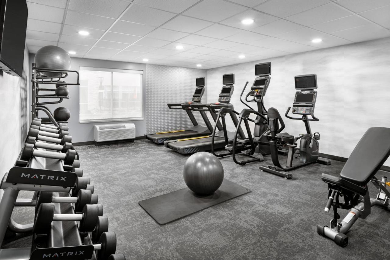 | Fairfield Inn & Suites by Marriott Jacksonville