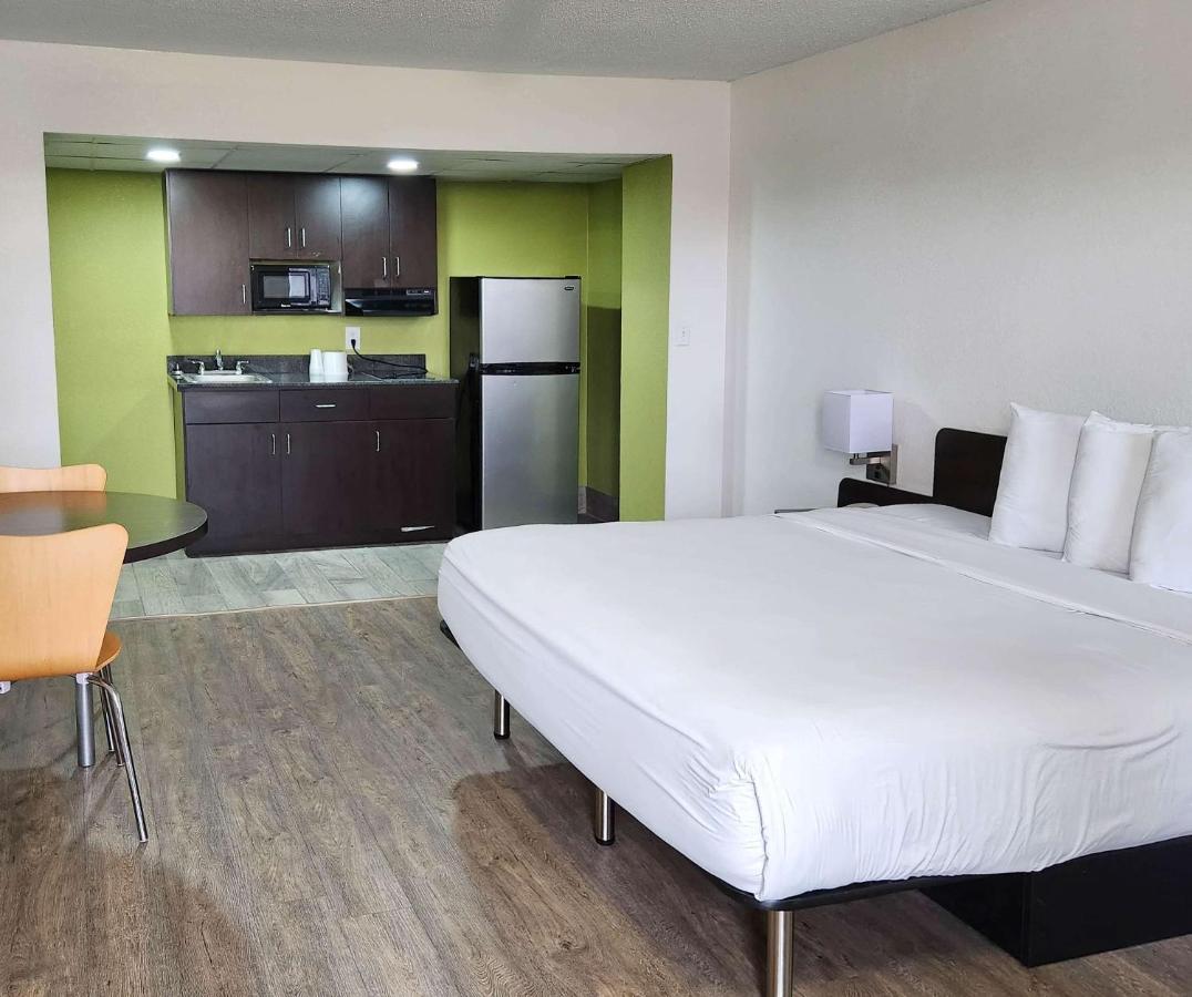  | Motel 6-Columbus, GA - Downtown