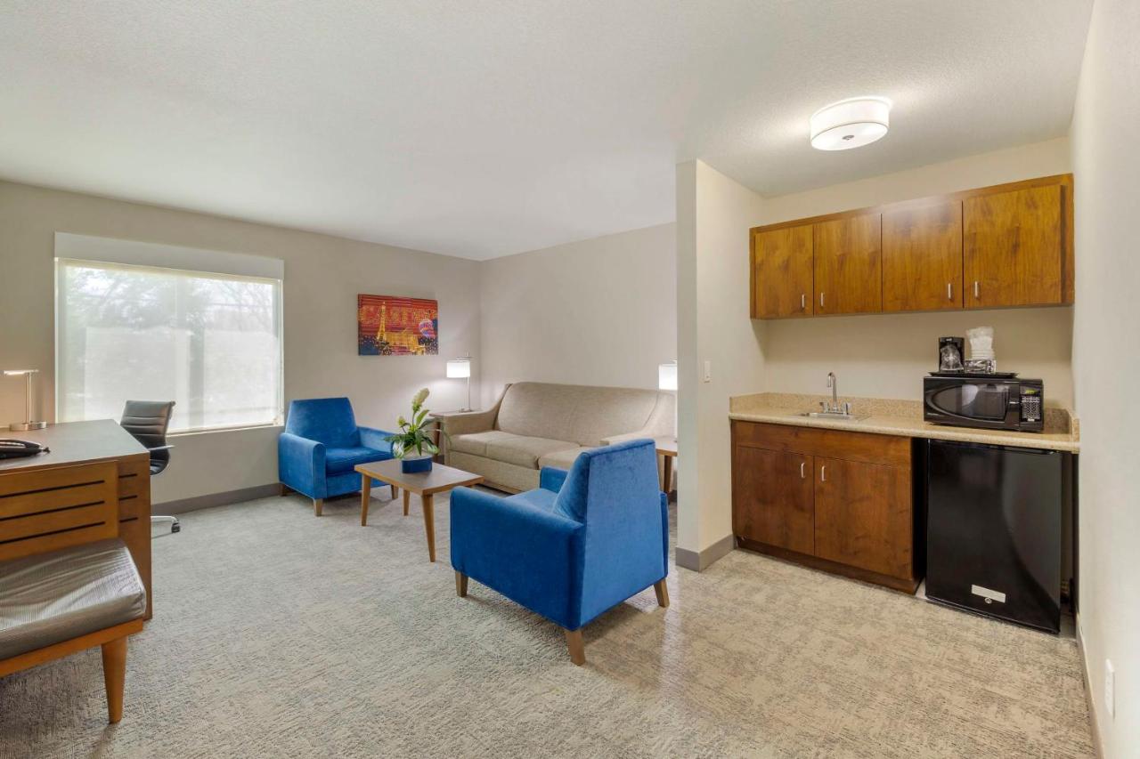  | Best Western Plus Henderson Hotel