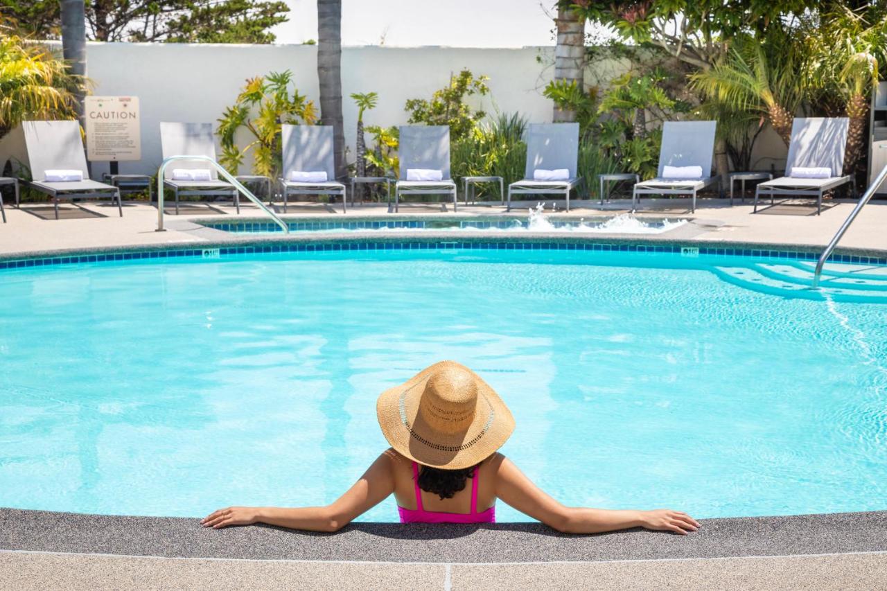 | Portola Hotel & Spa