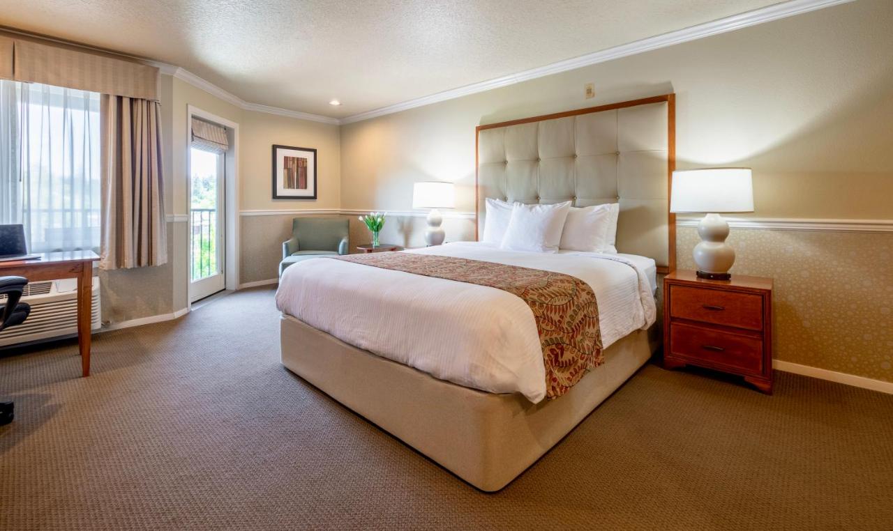 | Century Hotel