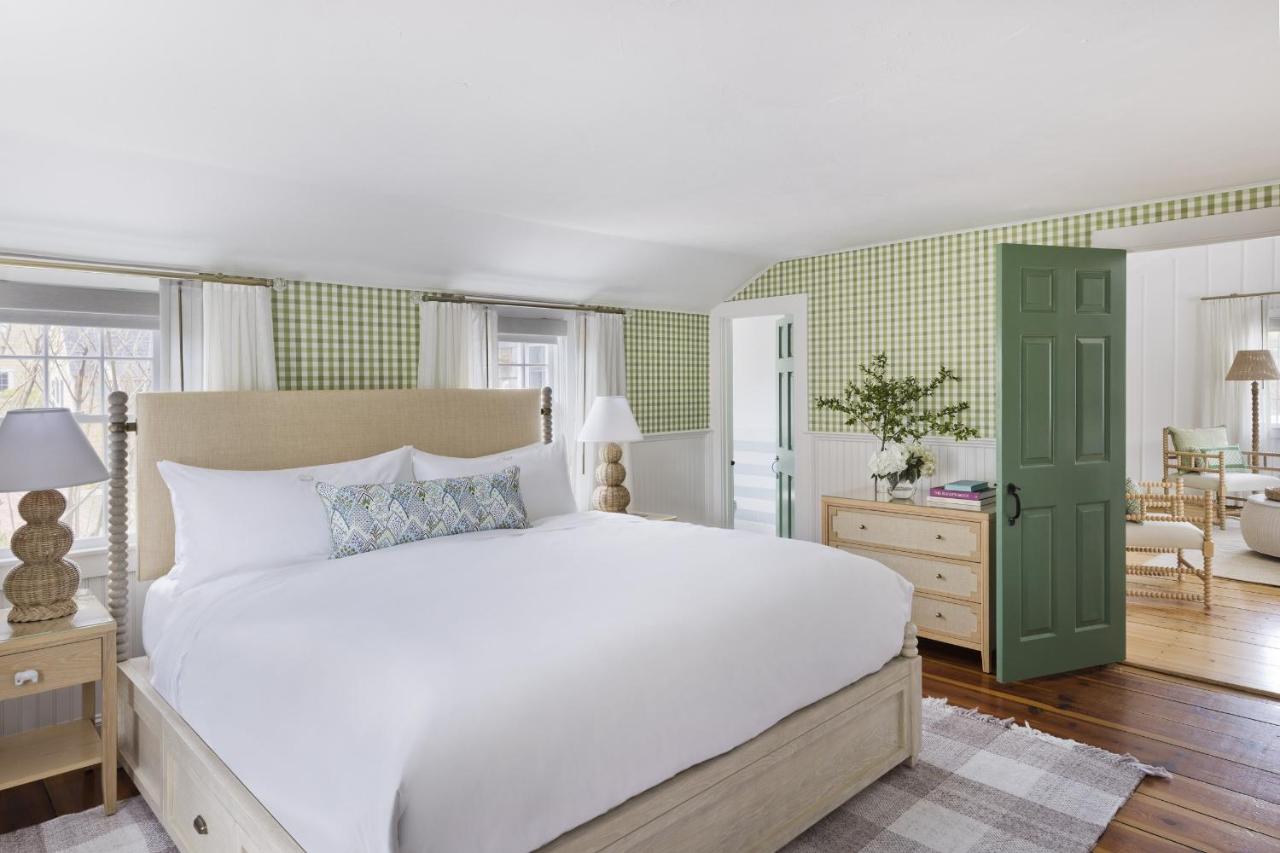 | White Elephant Hotel