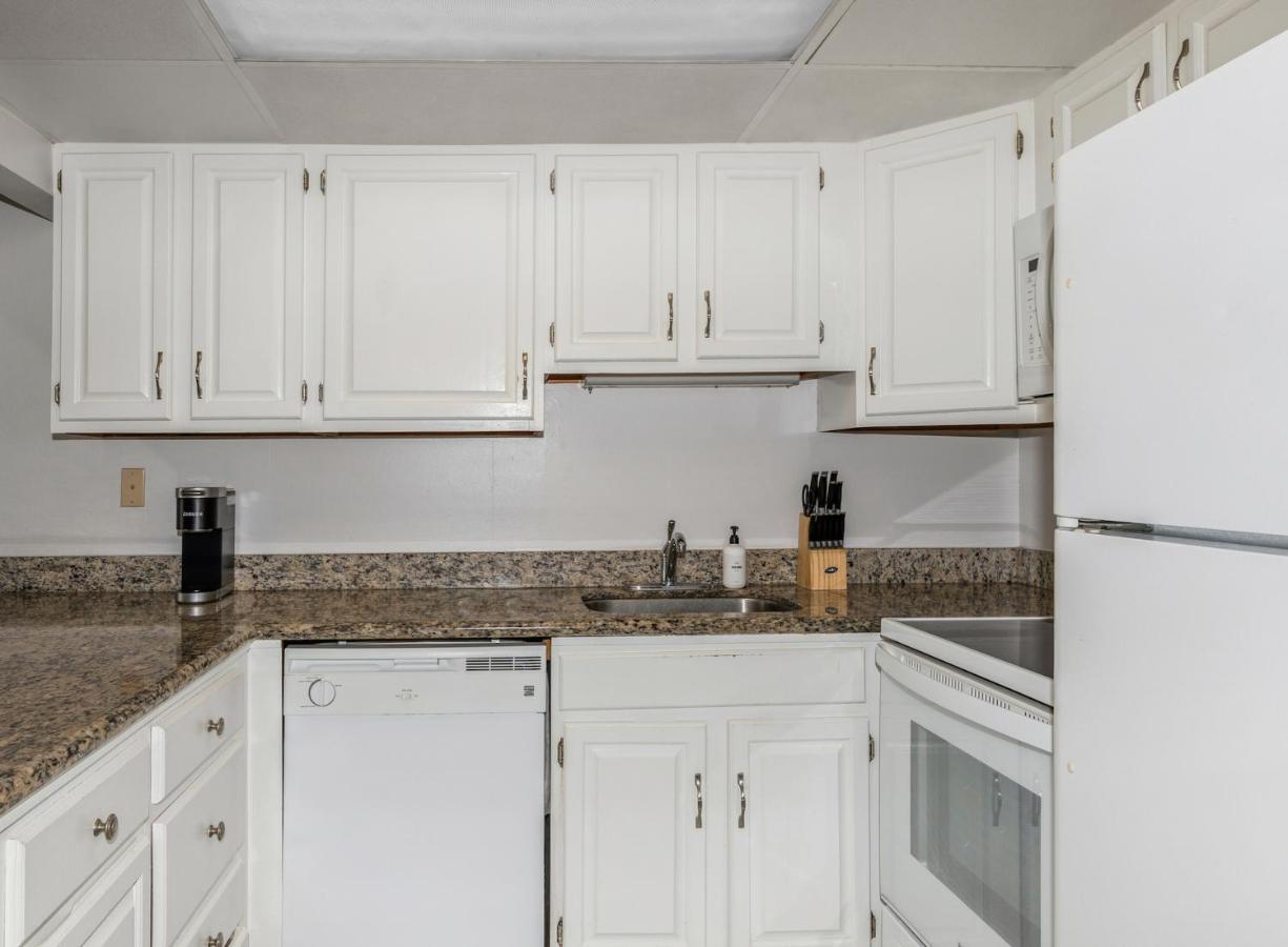 2 Bedroom Suite Oceanfront at Marigot Beach Suites - Oceanfront