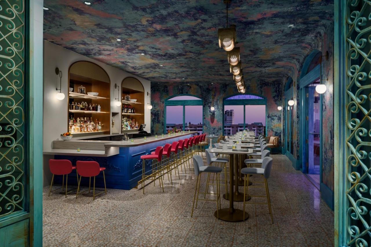 | AC Hotel by Marriott St Petersburg Downtown