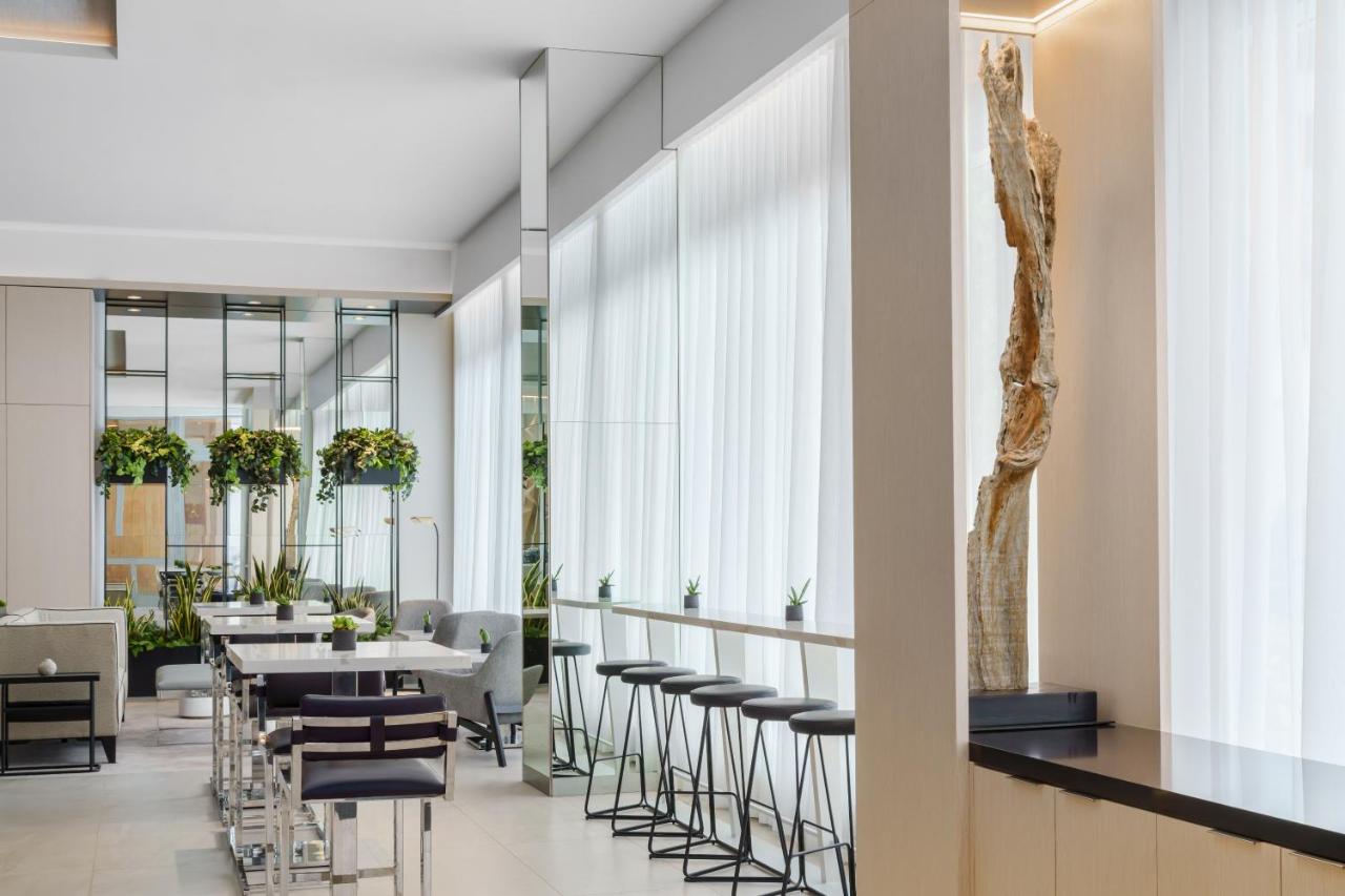 | AC Hotel by Marriott St Petersburg Downtown