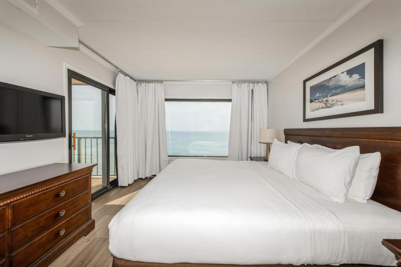 Three-Bedroom Suite at Marigot Beach Suites - Oceanfront