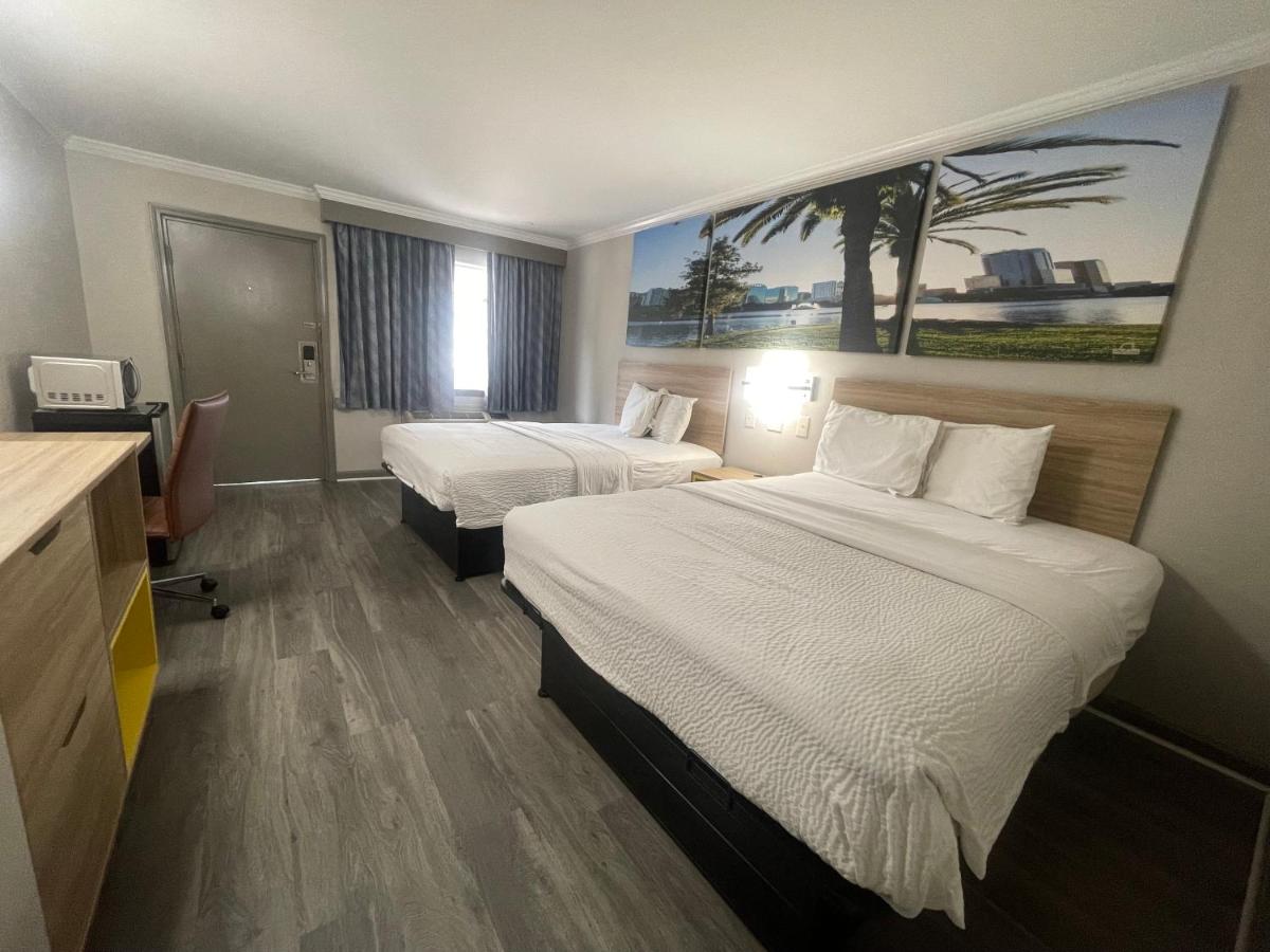 Double Room with Two Double Beds - Non-Smoking at Days Inn by Wyndham Slidell