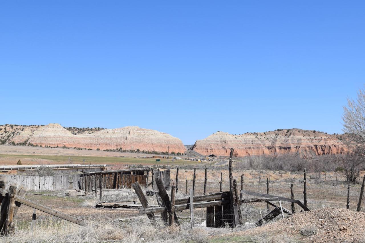 | Log Cottages at Bryce Canyon #1