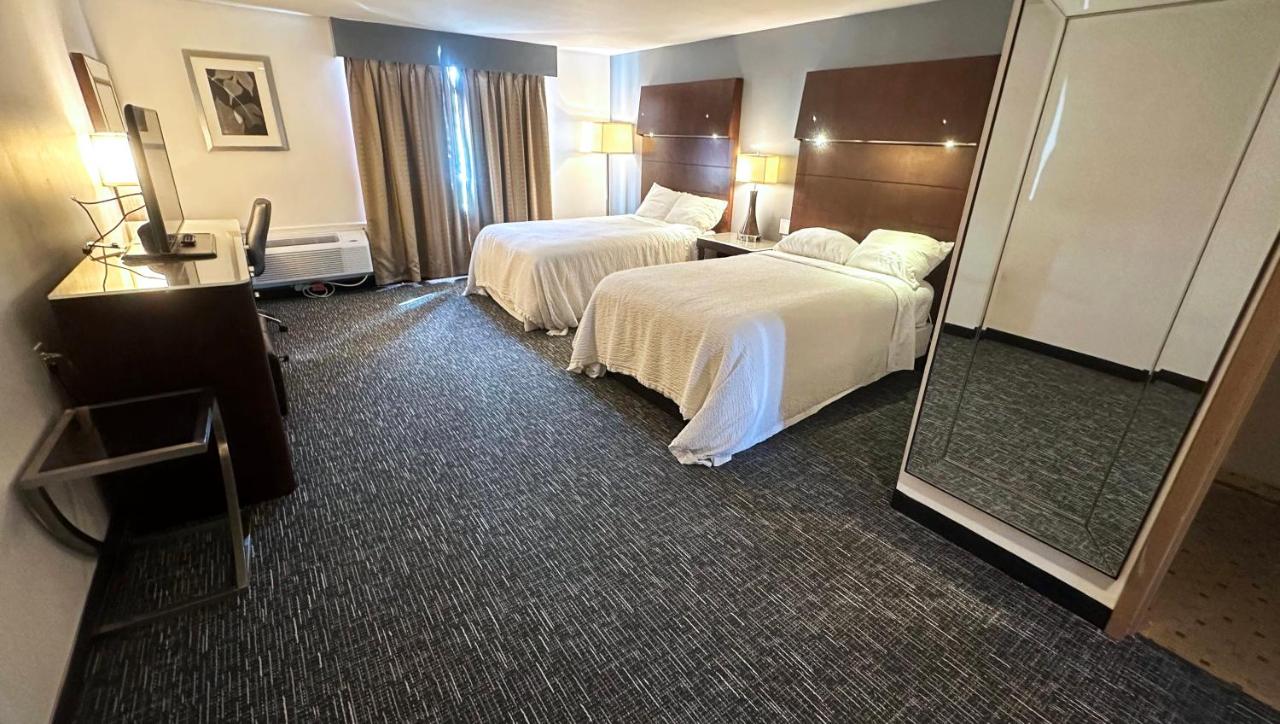 | Crown Park Inn Caribou