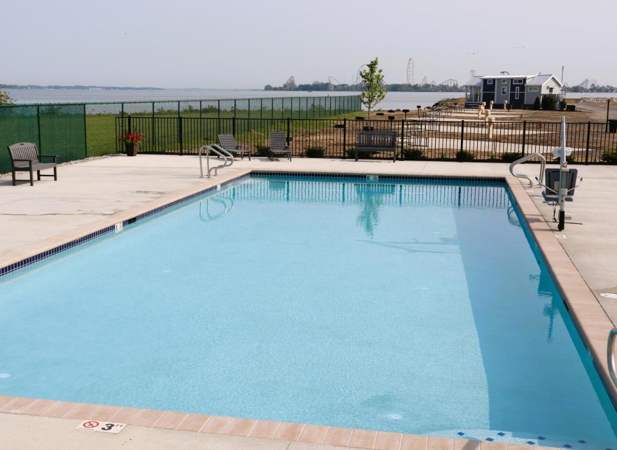 | Bayfront Resort at Cross View Site #29