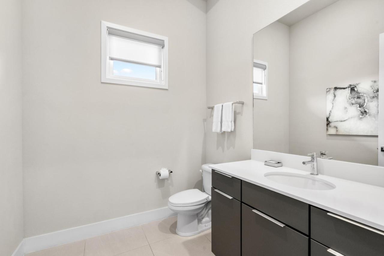  | Beautiful Condo near Disney w Hotel Amenities - 7740-51-209