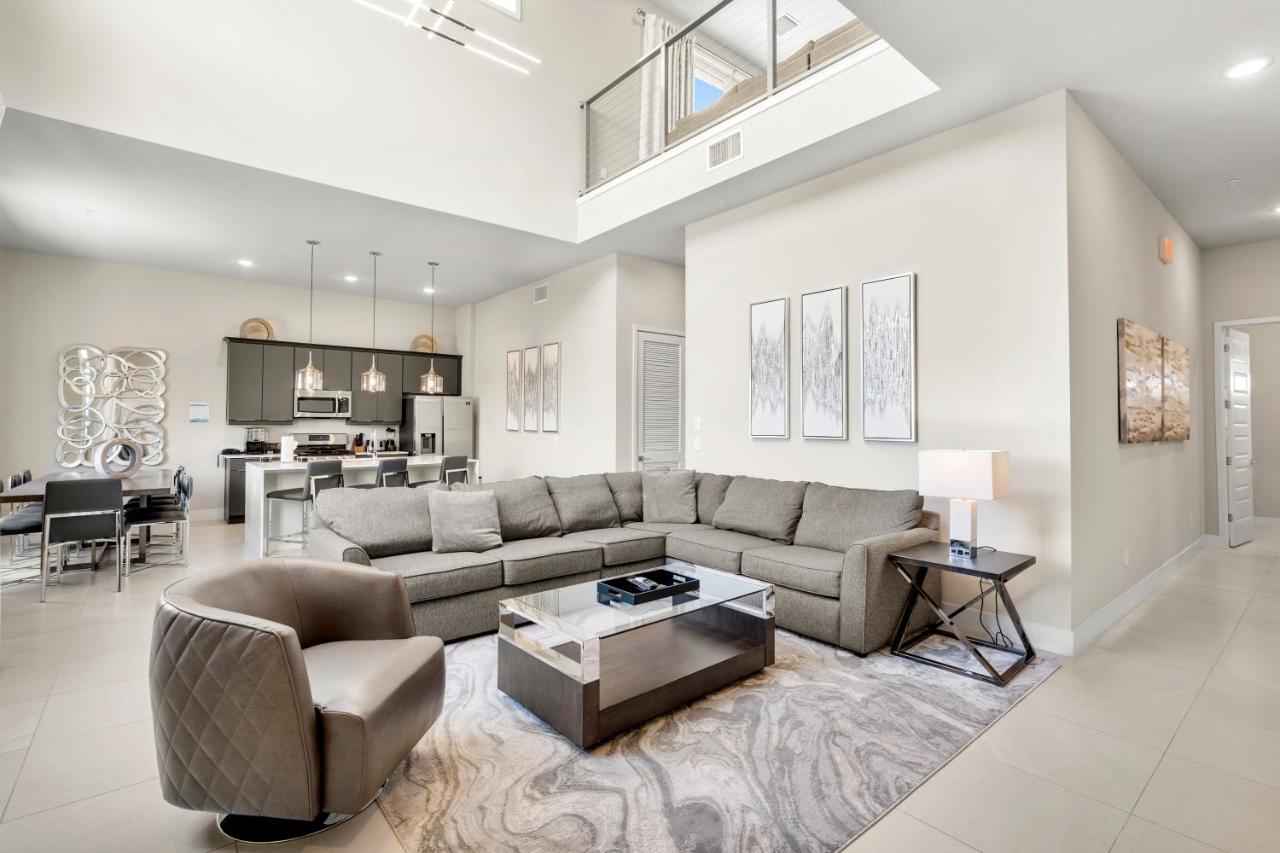  | Beautiful Condo near Disney w Hotel Amenities - 7740-51-209