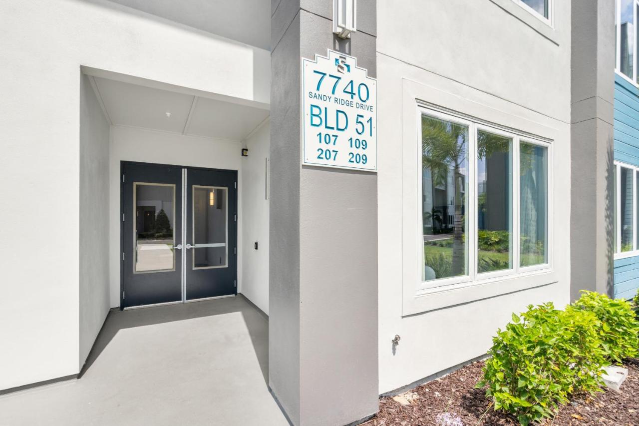  | Beautiful Condo near Disney w Hotel Amenities - 7740-51-209