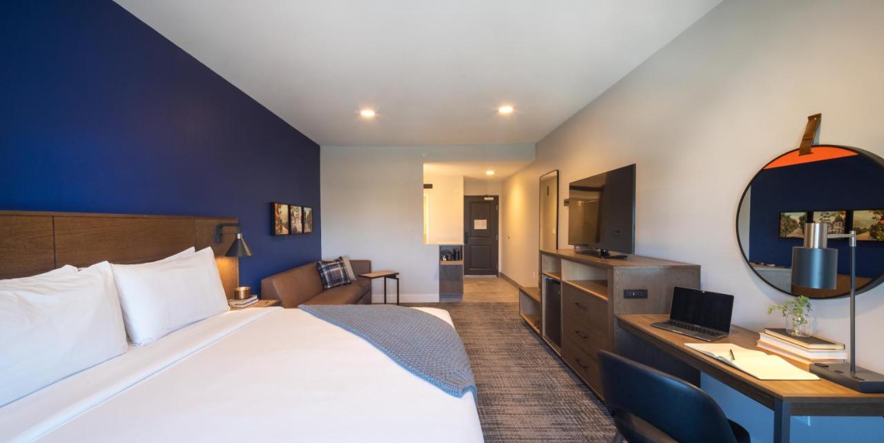 | Ayres Hotel Rialto Fontana
