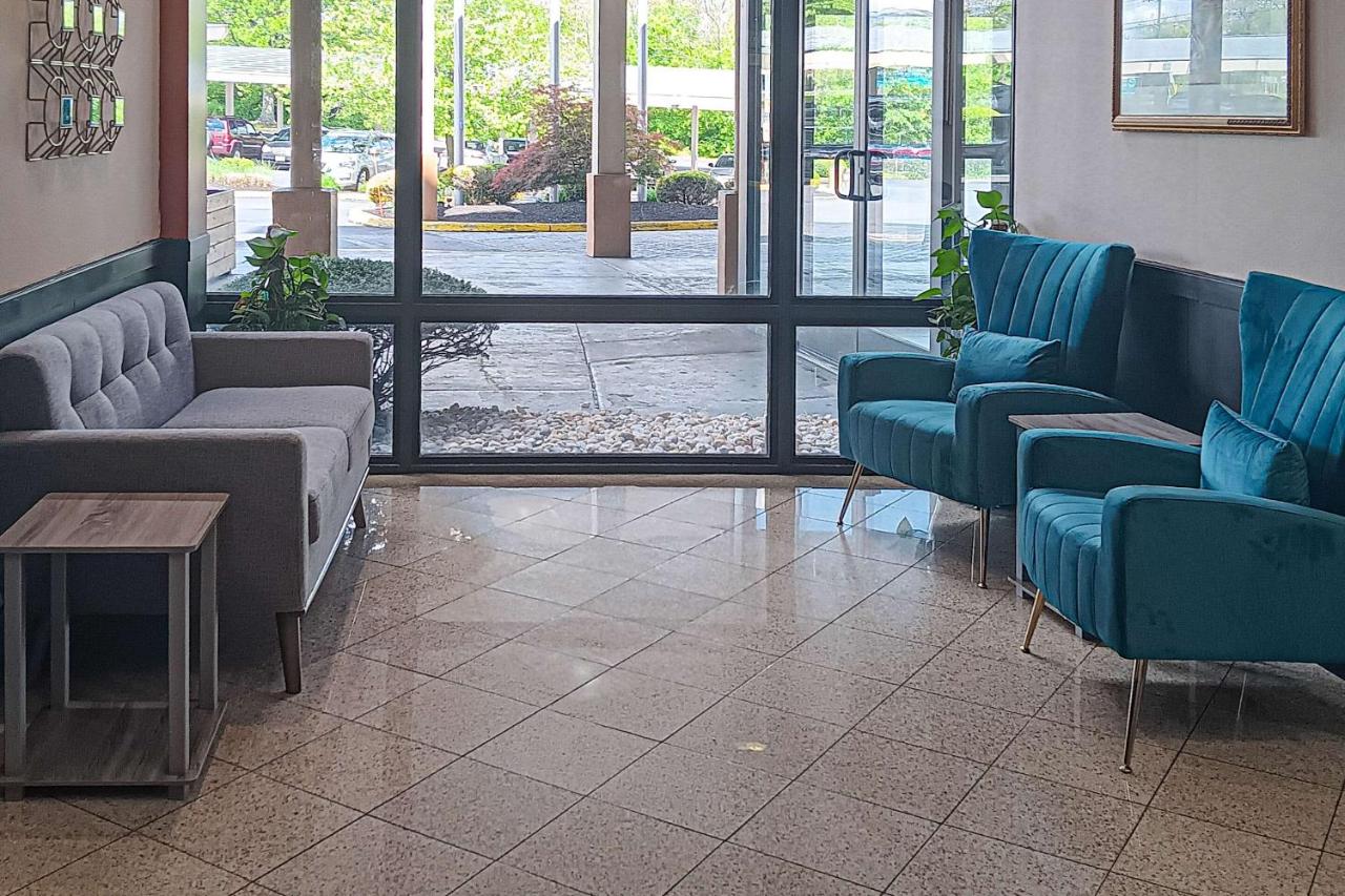  | Clarion Hotel & Suites Mount Laurel