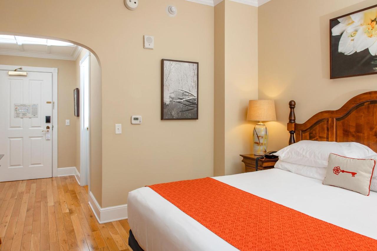 | Mills Park Hotel