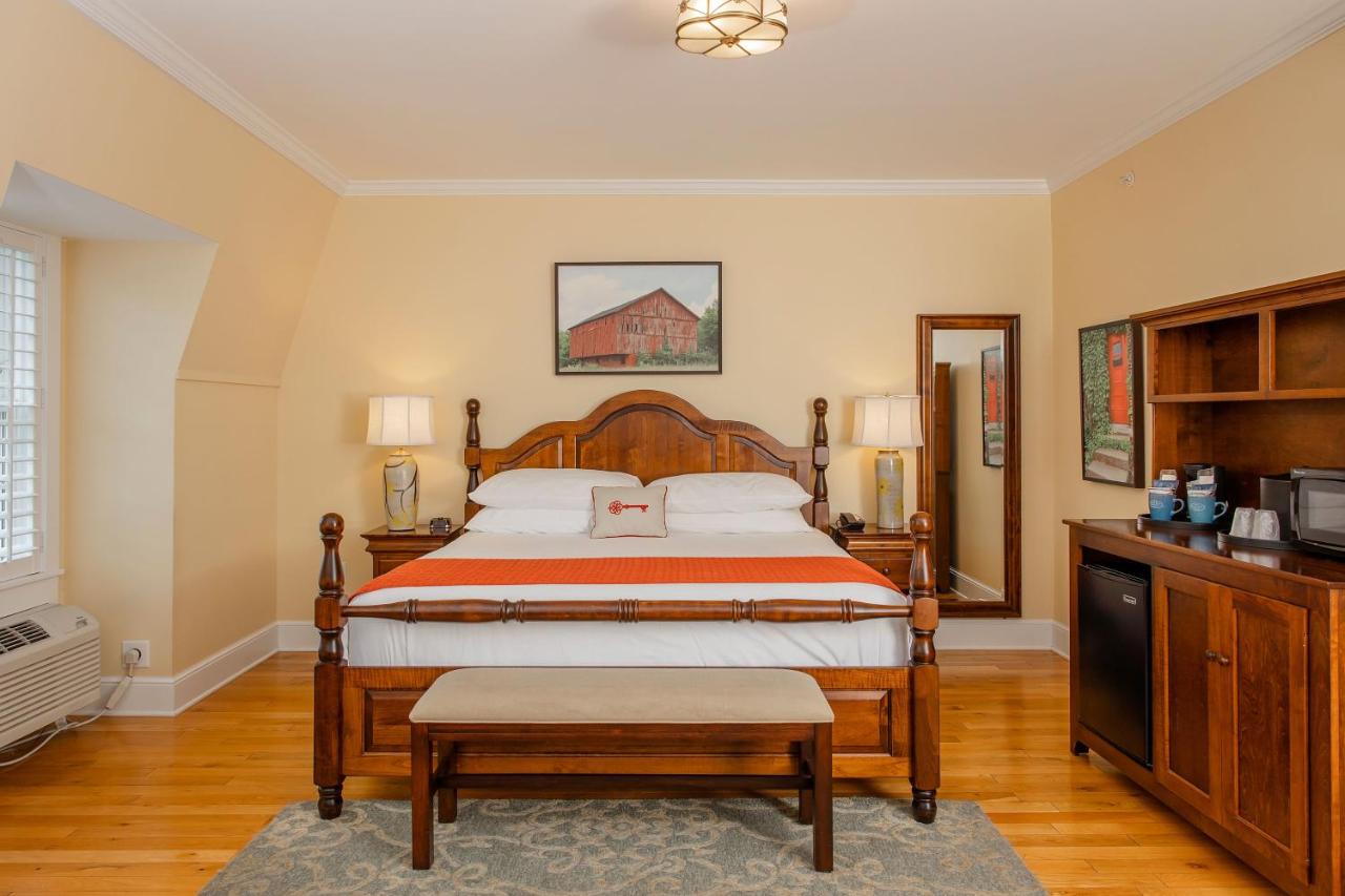 | Mills Park Hotel