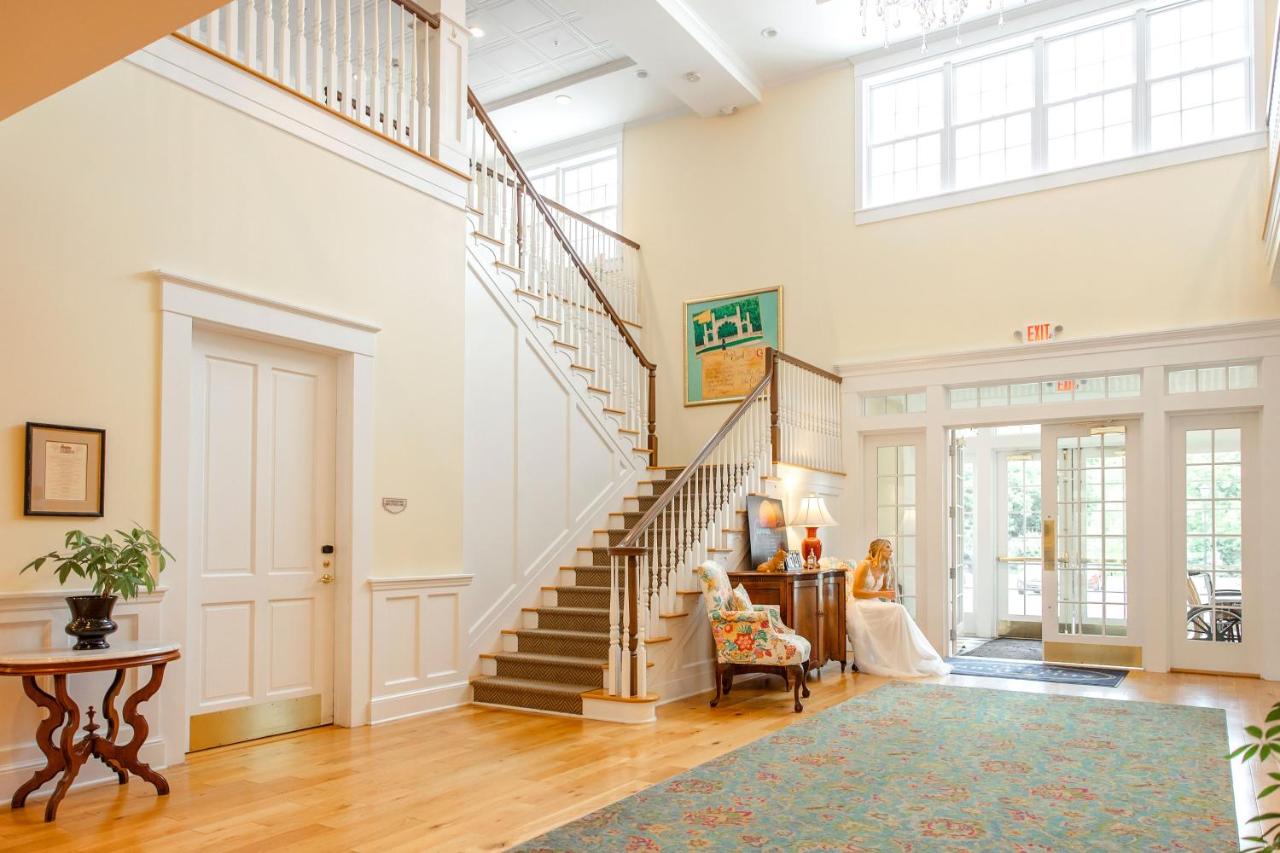 | Mills Park Hotel