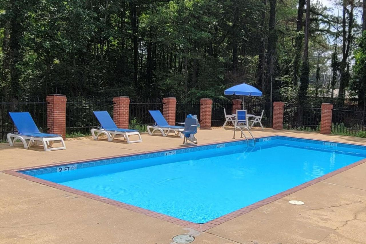| Econo Lodge Kosciusko