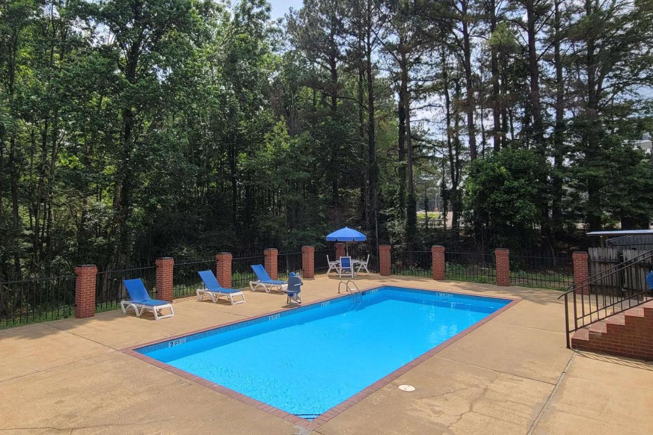 | Econo Lodge Kosciusko