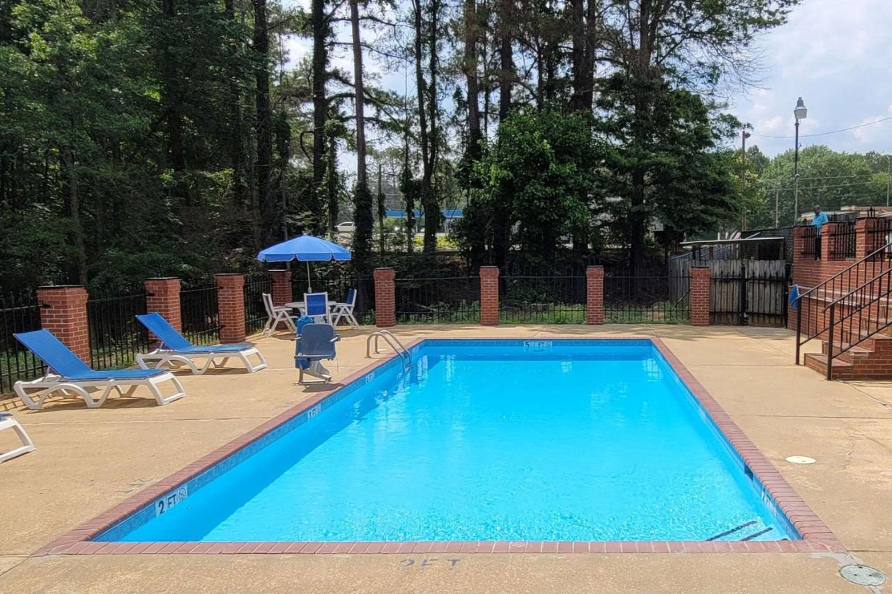 | Econo Lodge Kosciusko