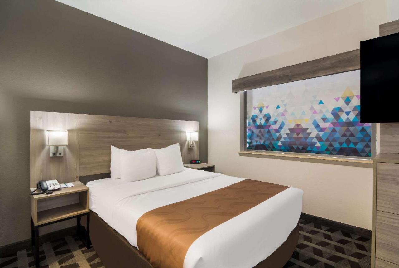 Queen Suite with Two Queen Beds - Non-Smoking at Quality Inn & Suites Waco North
