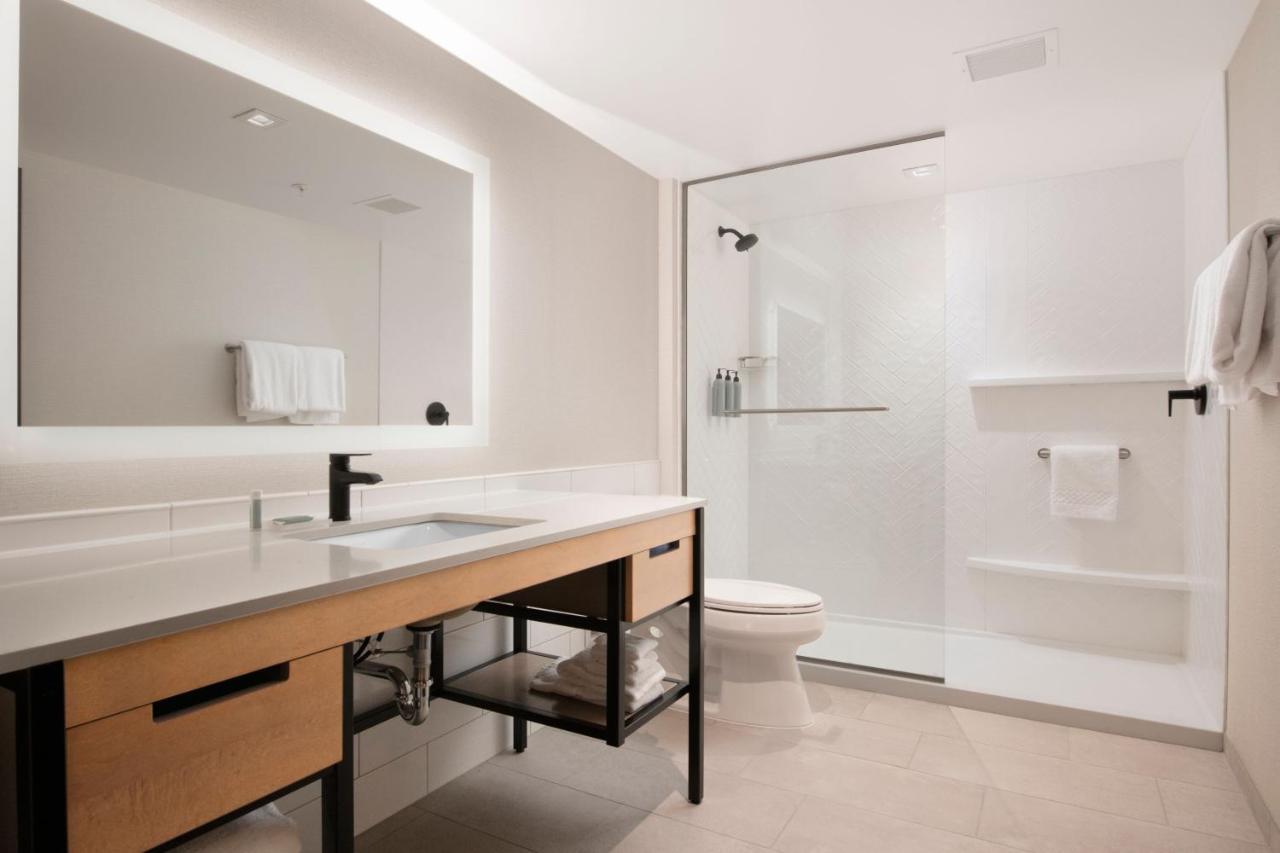 | Residence Inn by Marriott St Louis Clayton