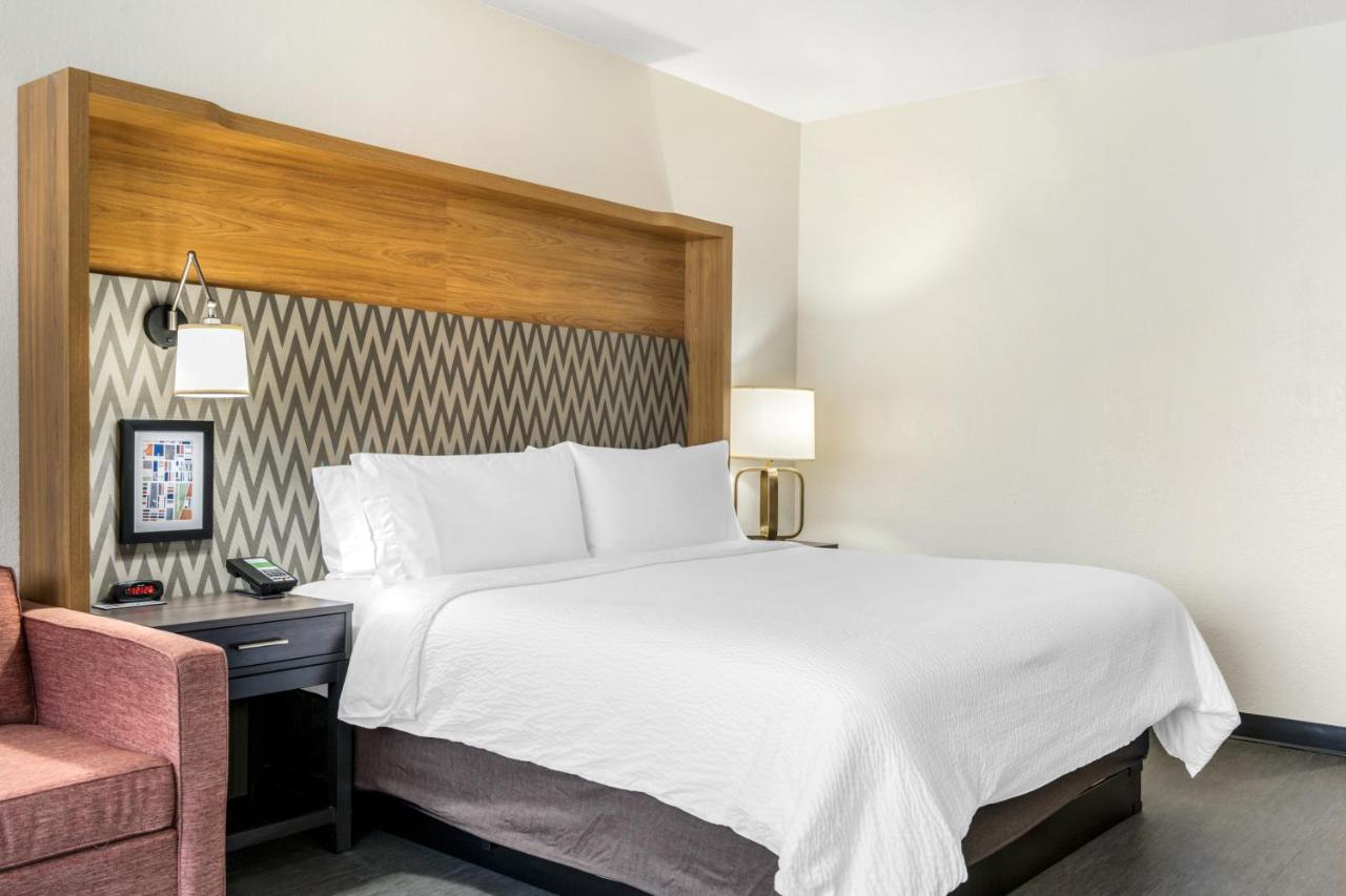  | Holiday Inn Orlando Intl Drive Conv Center, an IHG Hotel