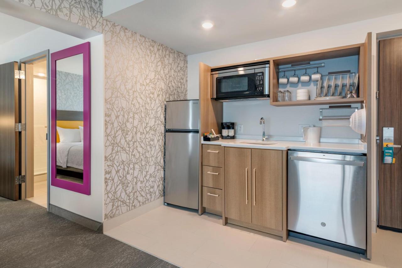 Studio Suite with One King Bed at Home2 Suites by Hilton Bangor