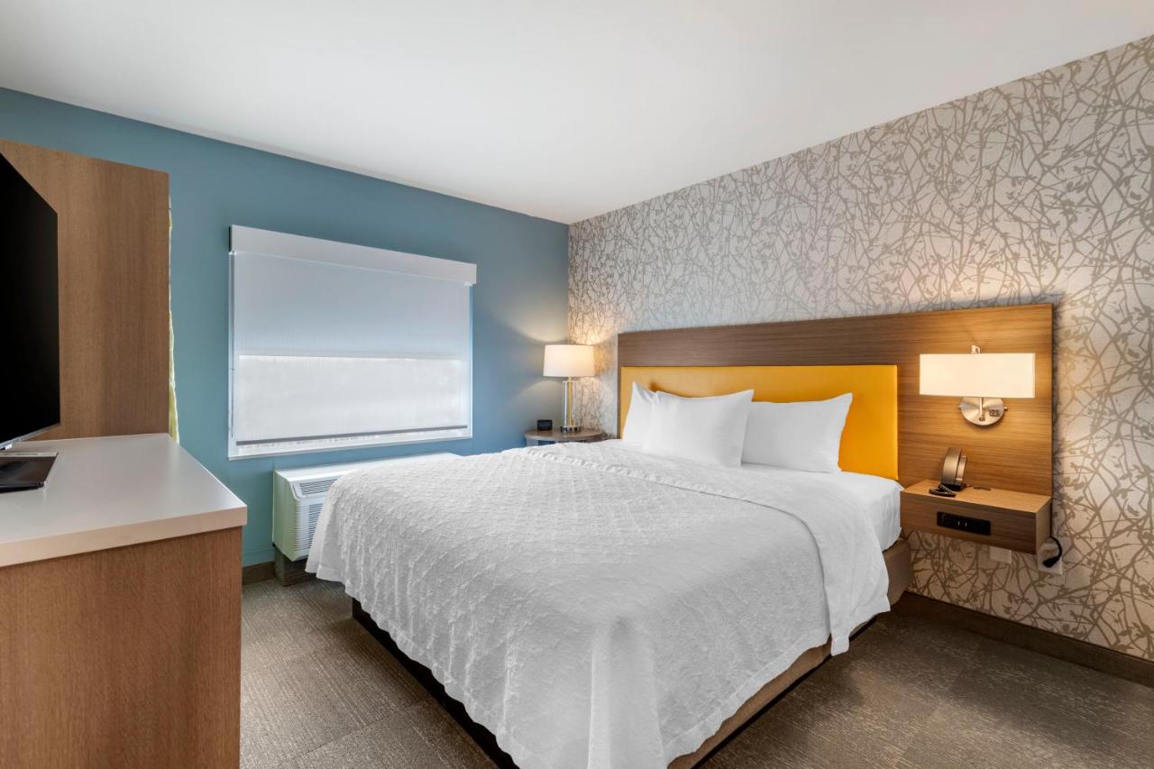 One-Bedroom King Suite at Home2 Suites by Hilton Bangor