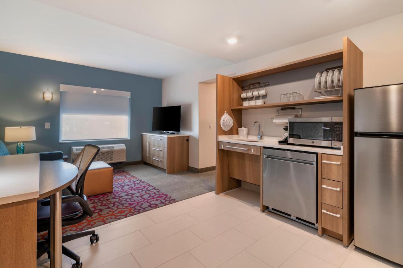 One-Bedroom King Suite at Home2 Suites by Hilton Bangor