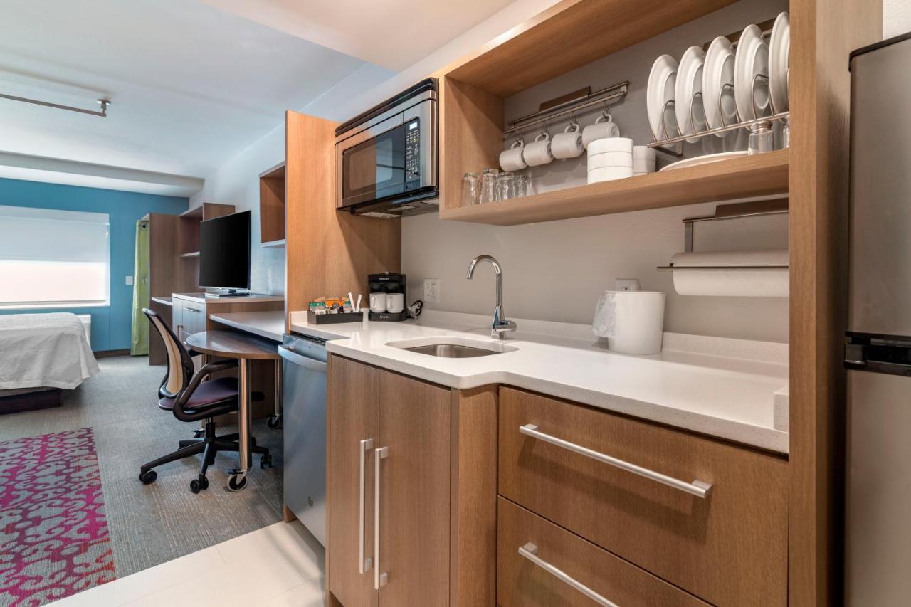 Studio Suite with One King Bed at Home2 Suites by Hilton Bangor