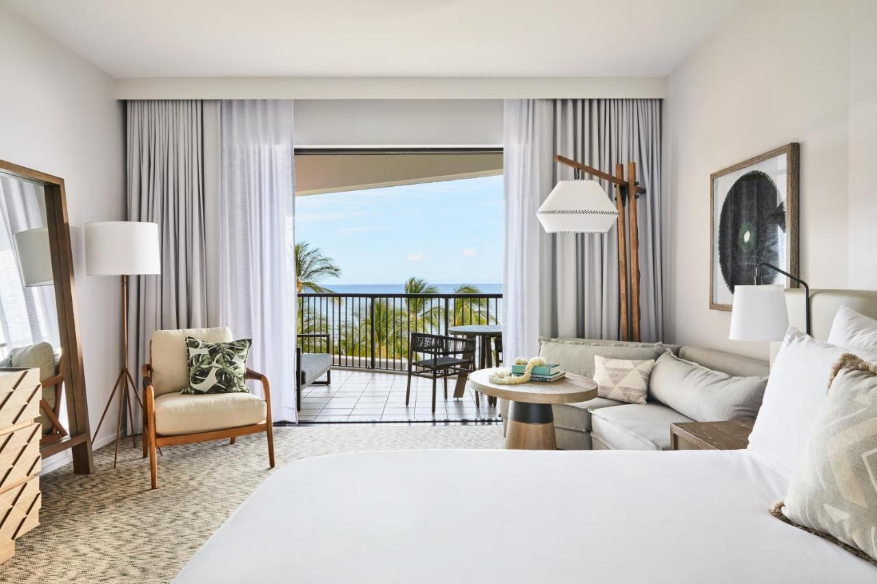 Oceanfront King Hearing Accessible at Mauna Lani, Auberge Collection
