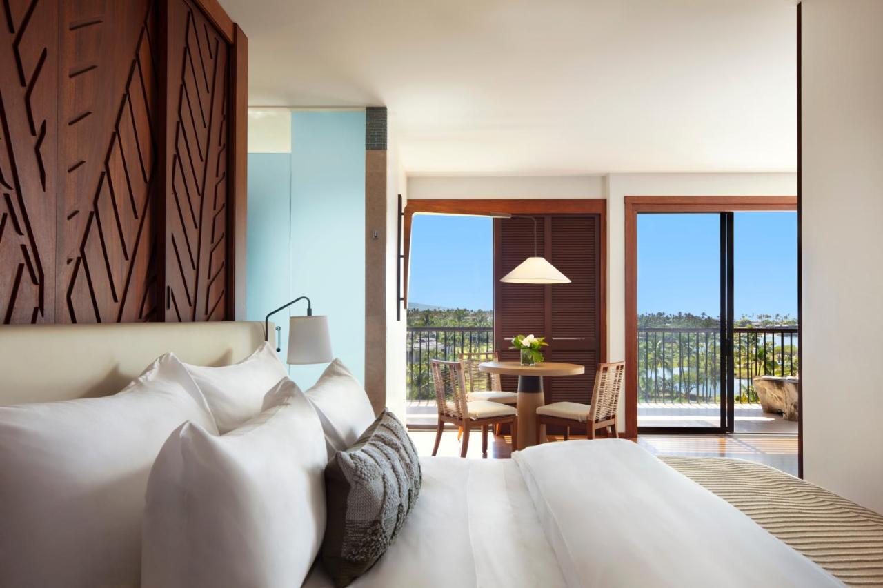 | Mauna Lani, Auberge Resorts Collection