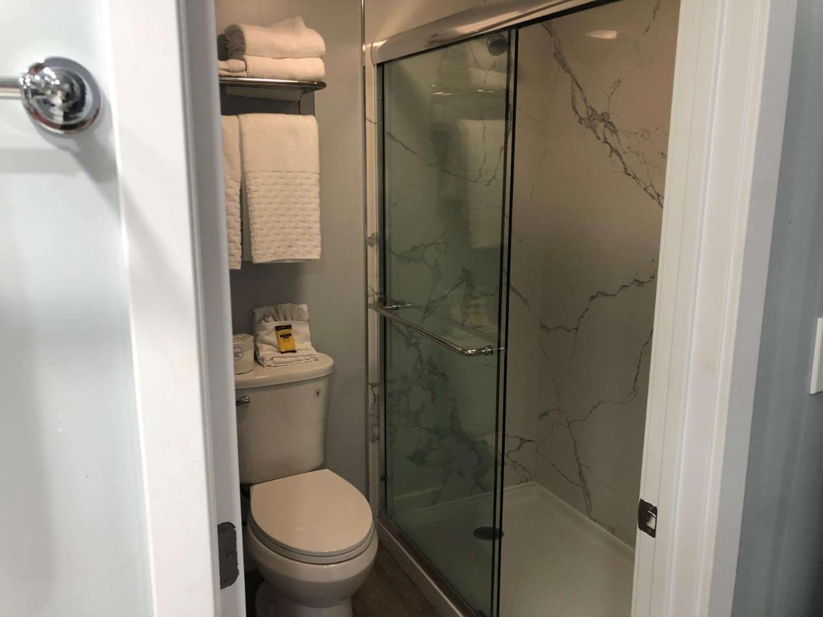 King Room with Spa Bath - Non-Smoking at Best Western Plus Dana Point Inn-by-the-sea
