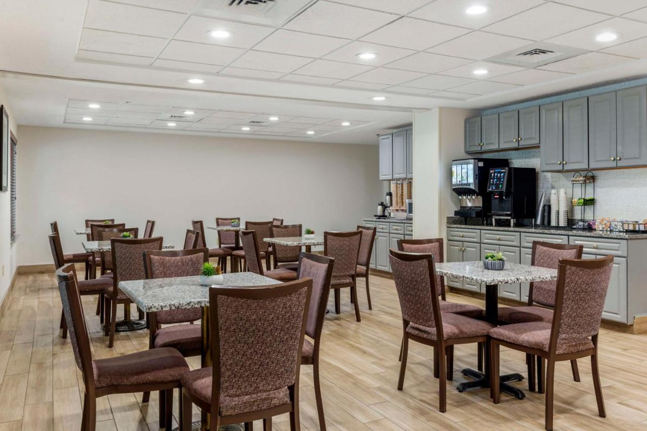  | Best Western Plus New England Inn & Suites