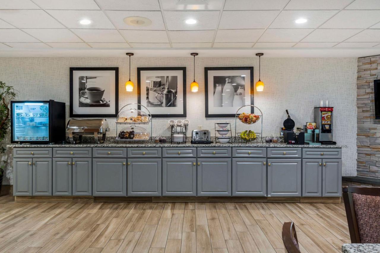  | Best Western Plus New England Inn & Suites