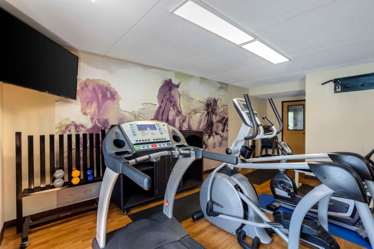 | Best Western Harrisburg North Hotel