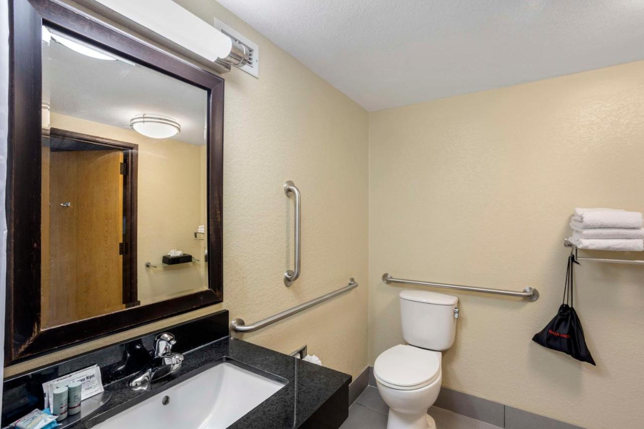 | Best Western Harrisburg North Hotel