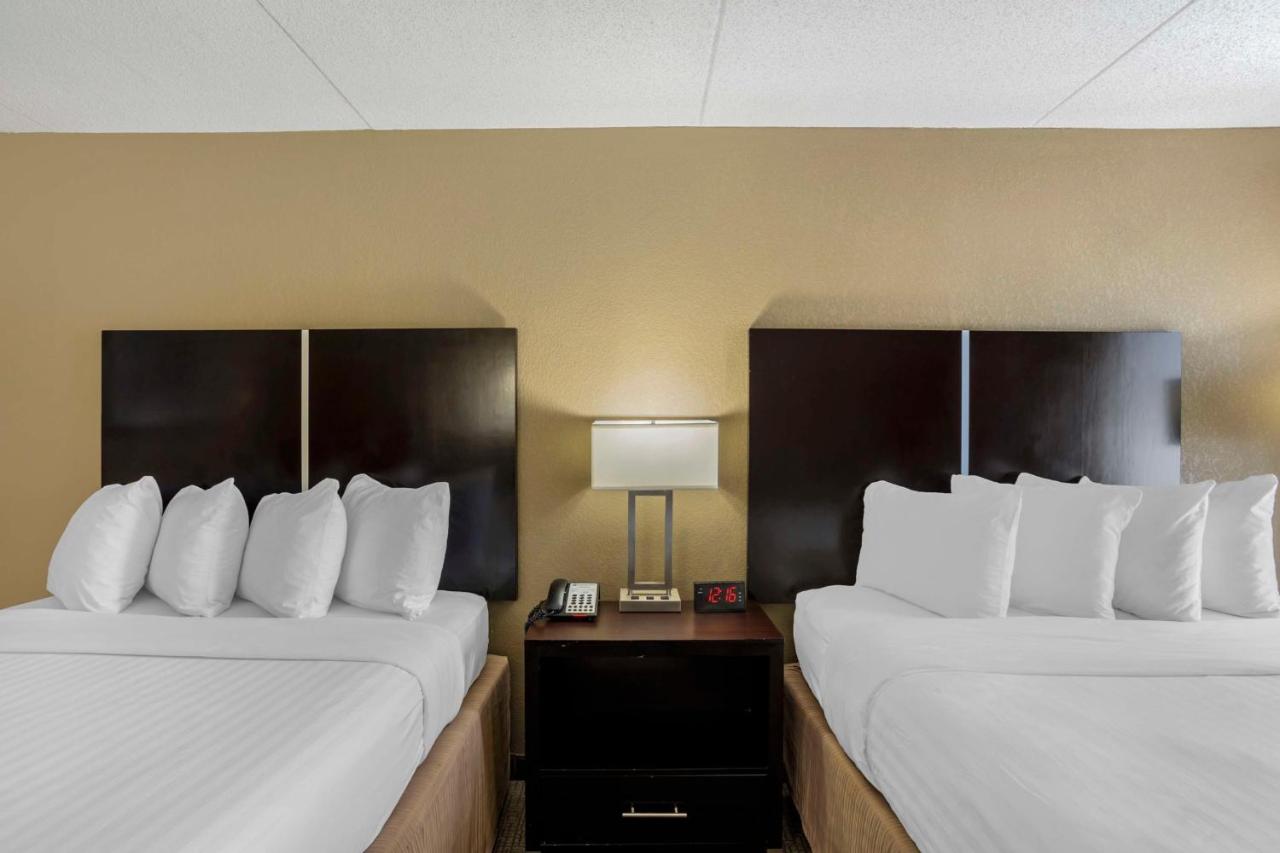 | Best Western Harrisburg North Hotel