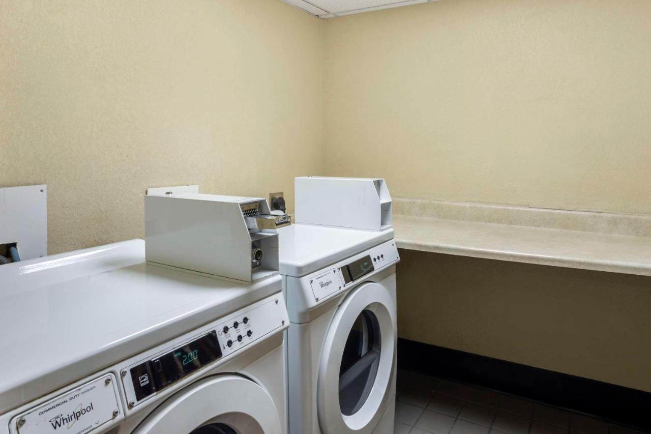 | Best Western Harrisburg North Hotel