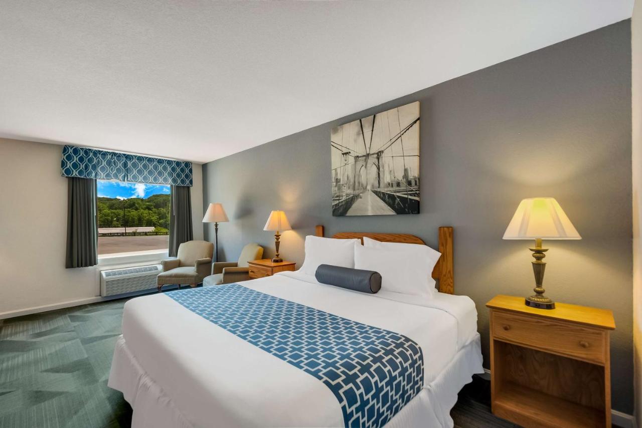 | SureStay Plus Hotel by Best Western Berkeley Springs