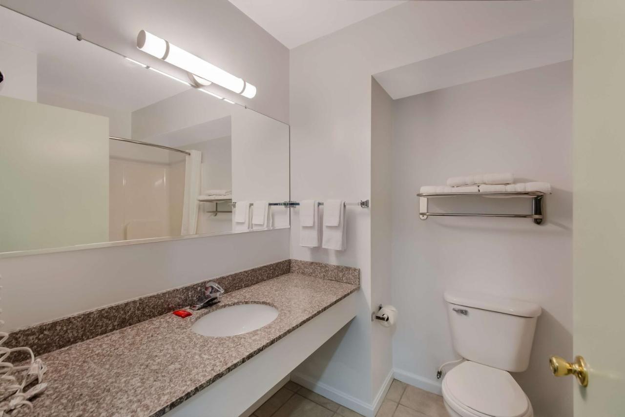| SureStay Plus Hotel by Best Western Berkeley Springs