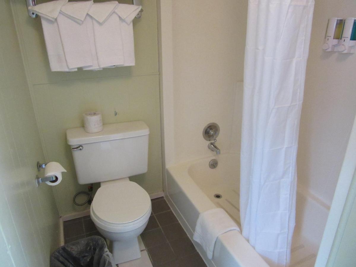  | Yellowstone Country Inn
