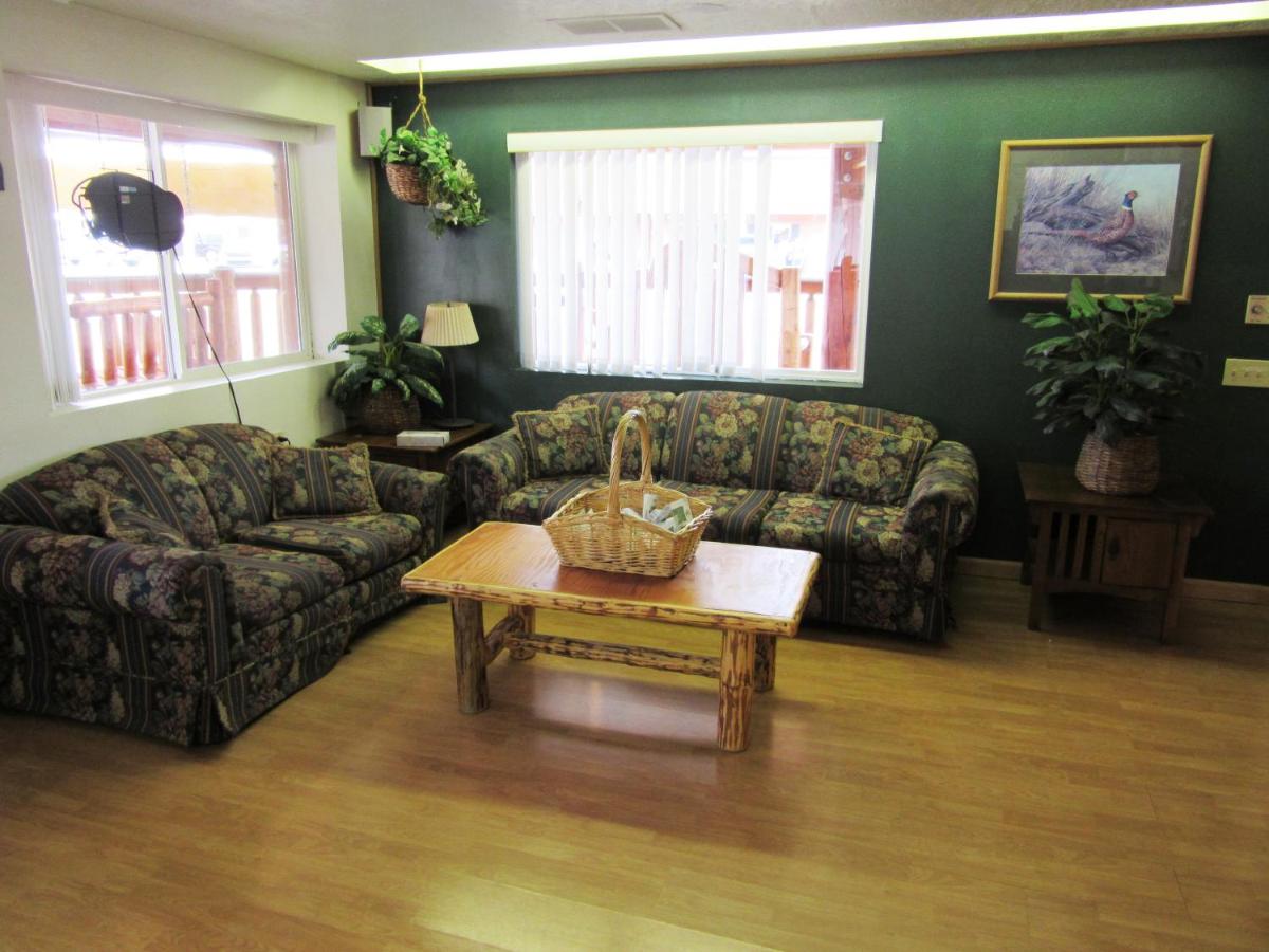  | Yellowstone Country Inn