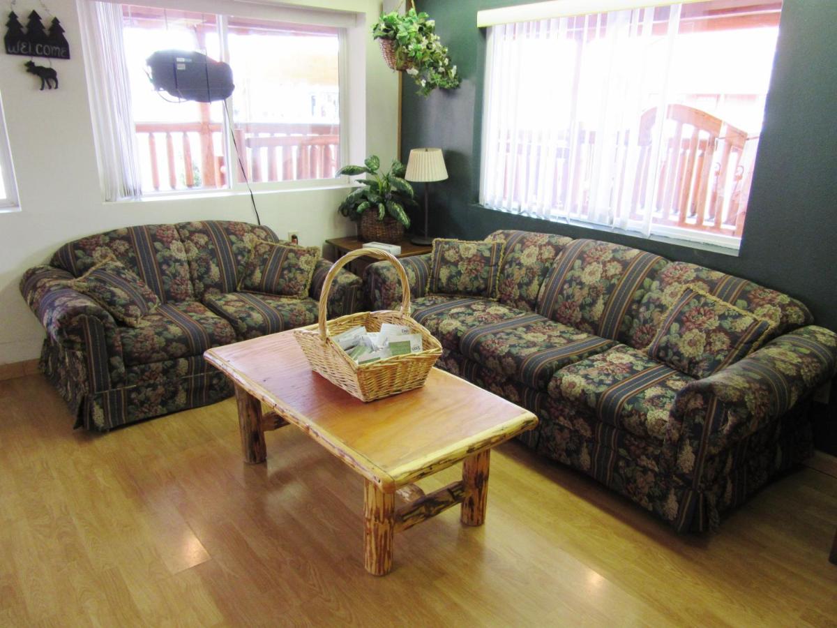  | Yellowstone Country Inn