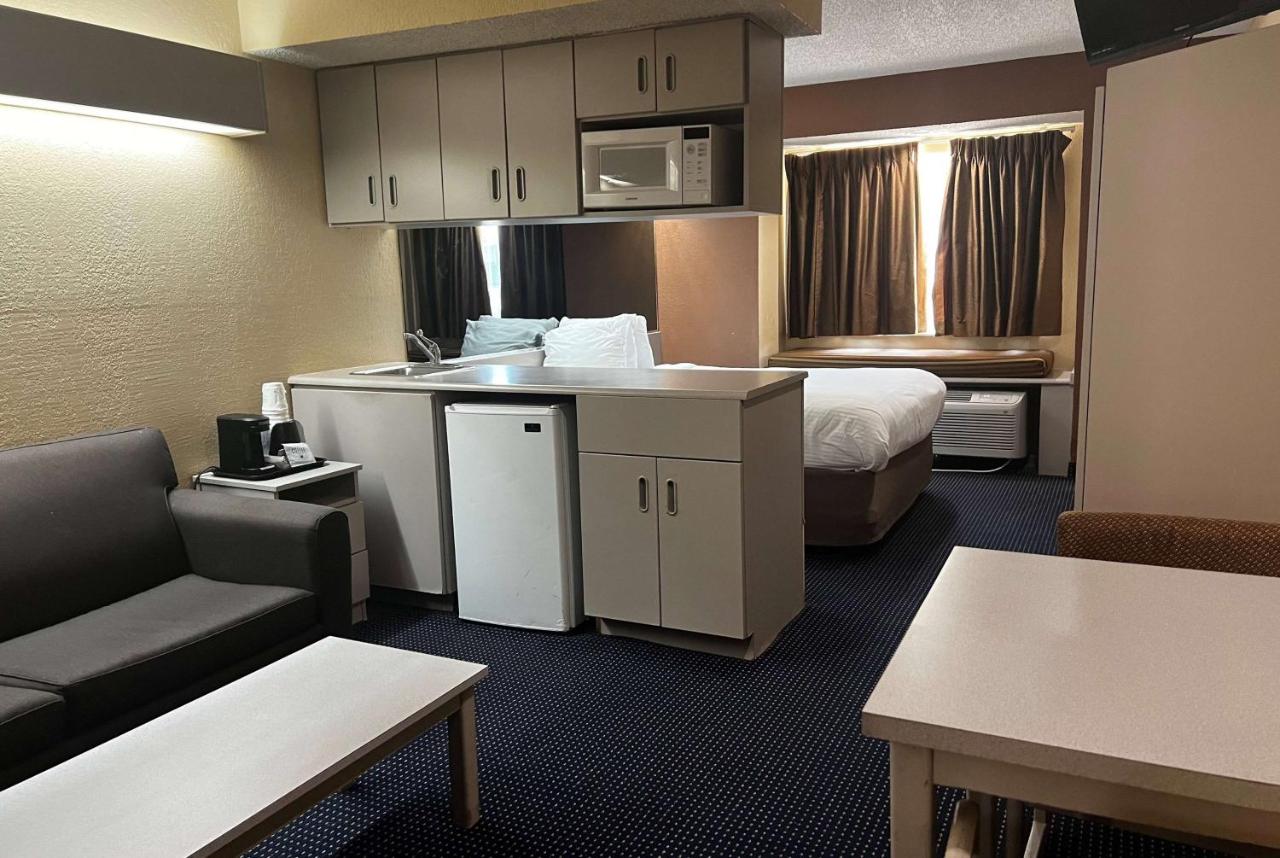 | Microtel Inn & Suites by Wyndham Houston/Webster/Nasa/Clearlake