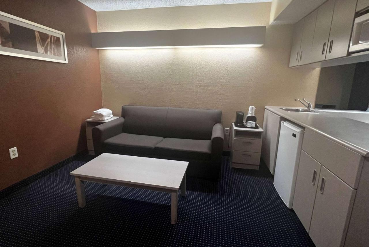| Microtel Inn & Suites by Wyndham Houston/Webster/Nasa/Clearlake