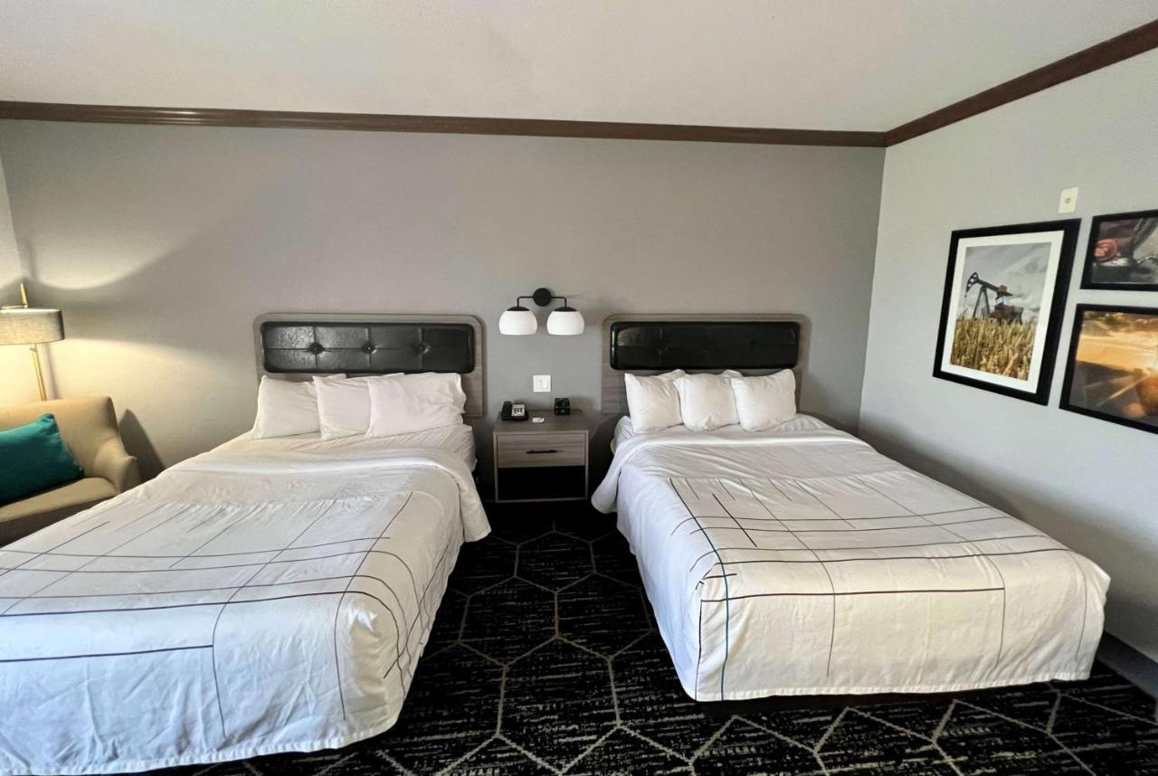 Deluxe Queen Room with Two Queen Beds at La Quinta Inn & Suites by Wyndham Big Spring
