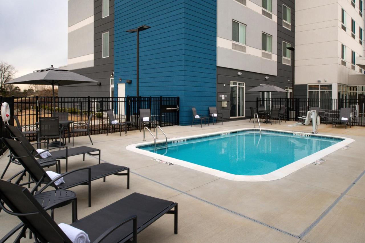  | Fairfield Inn & Suites by Marriott Charlotte University Research Park